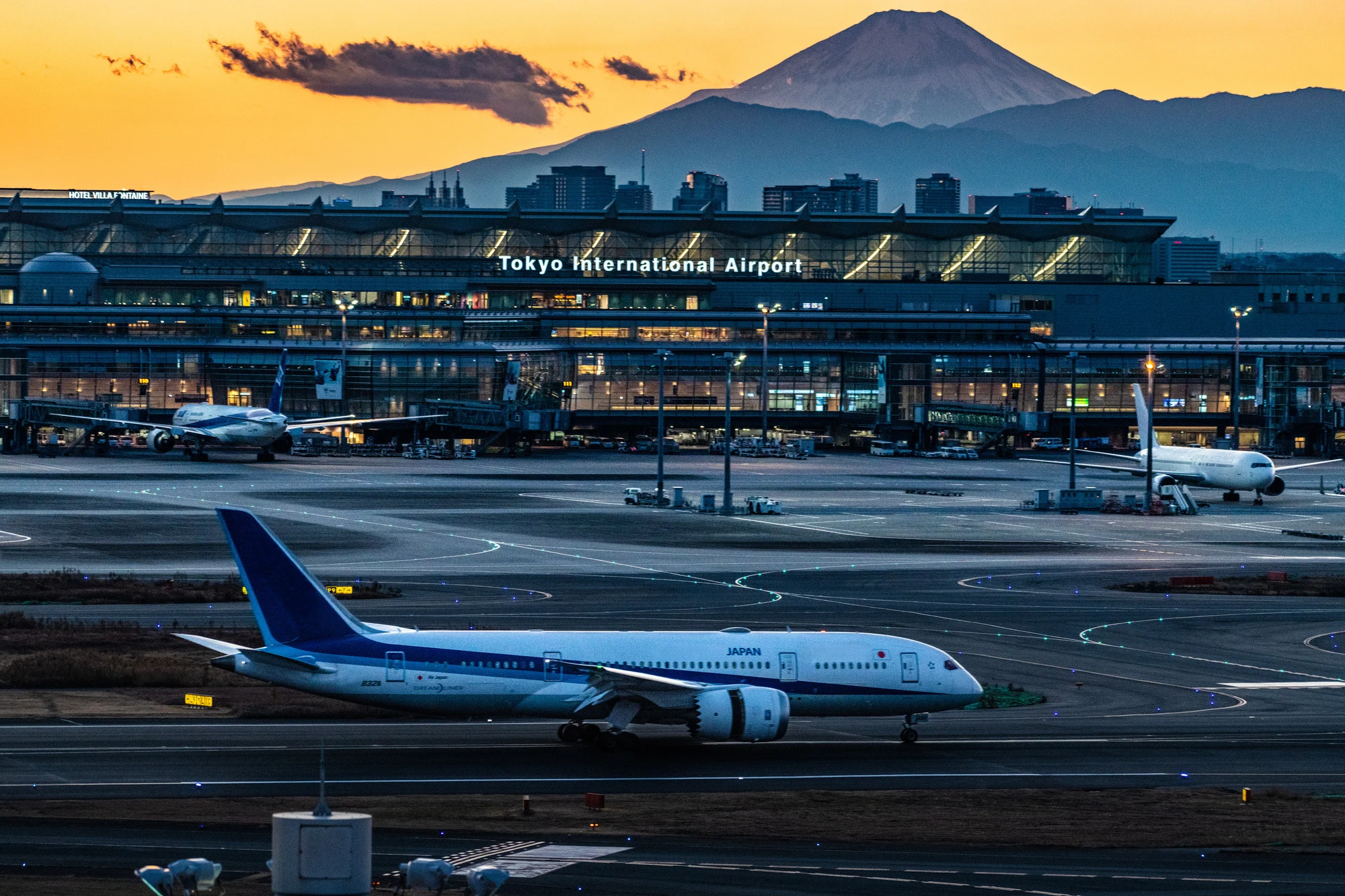 International Airports in Japan